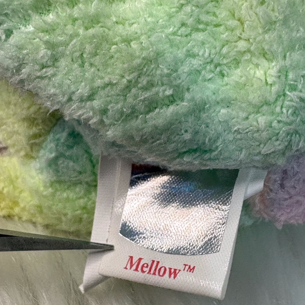 Ty Pastel Rainbow Stuffed Beanie “Mellow” 2000. - Picture 4 of 5